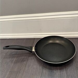 Tools Premium Black Non-Stick Skillet Medium Pan